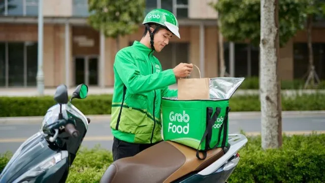 GrabFood delivery